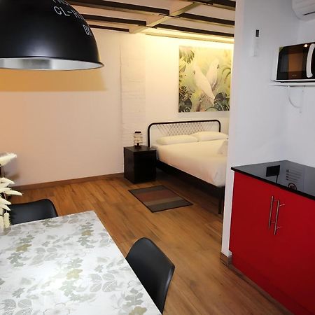 Increible Apartamento Con Terraza Al Lado De Torres De Quart Valencia Eksteriør bilde