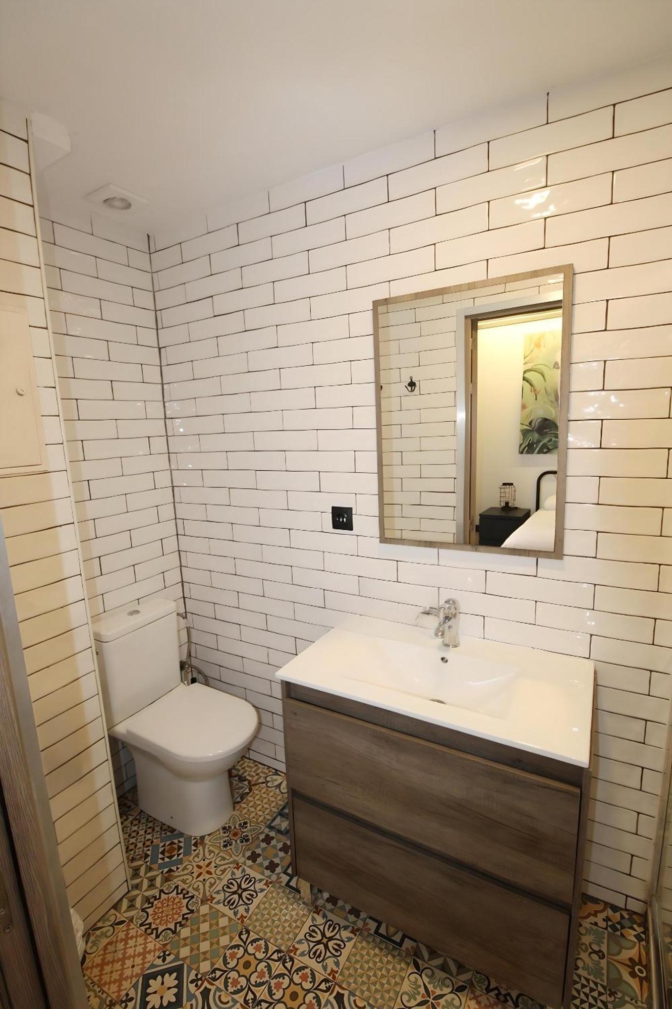 Increible Apartamento Con Terraza Al Lado De Torres De Quart Valencia Eksteriør bilde